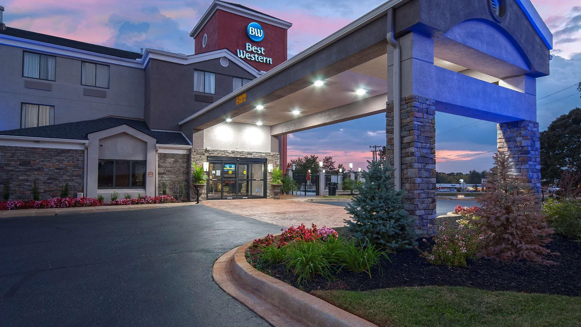 Hotel Best Western Queens Gold Coast New York